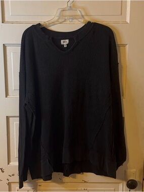 BKE Dark Gray Waffle-Knit Crewneck Sweater